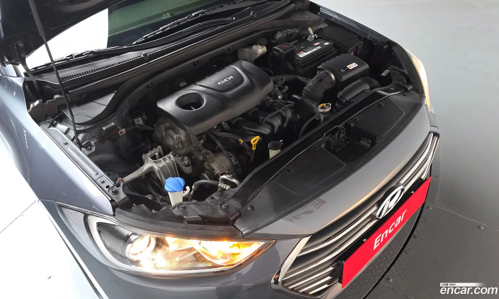 Hyundai Elantra AD 2017 — 6