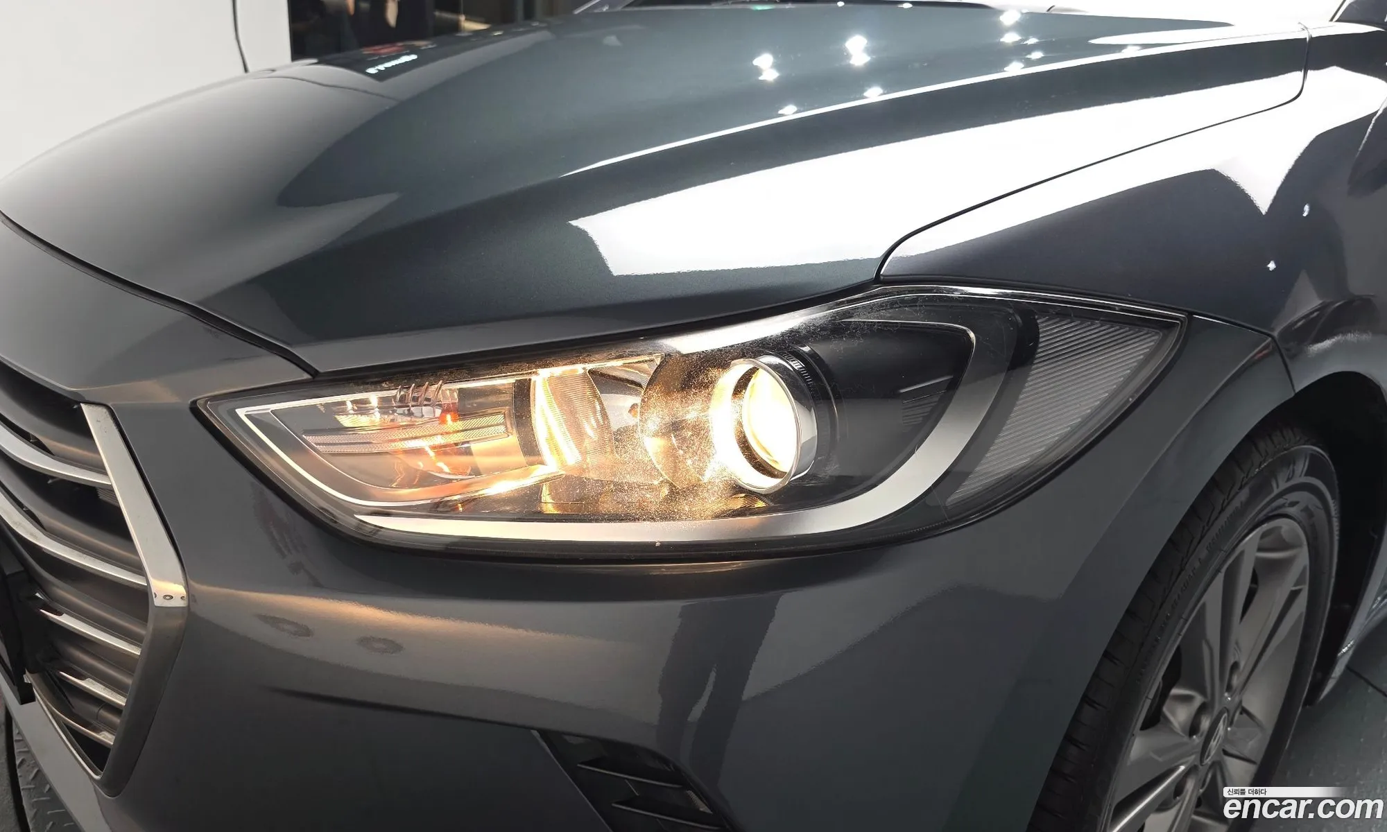 Hyundai Elantra AD 2017 — 27