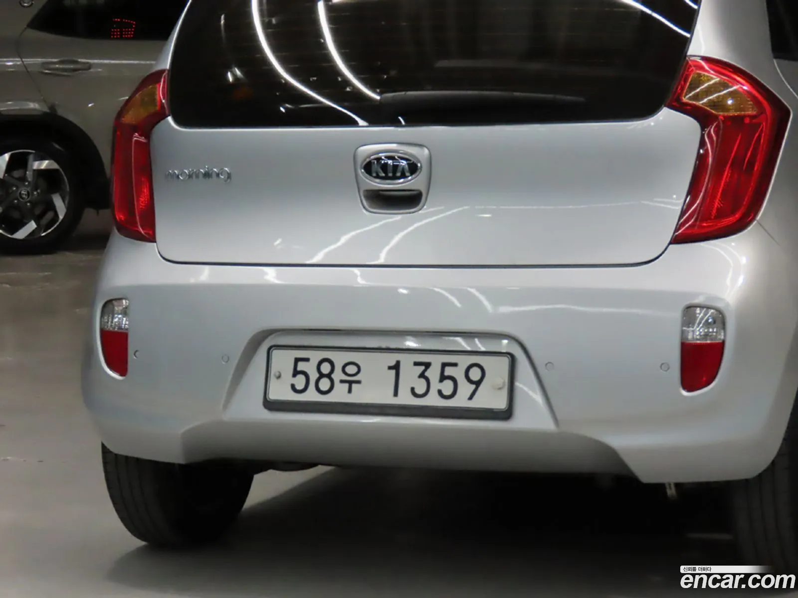 Kia Morning 2013 — 17