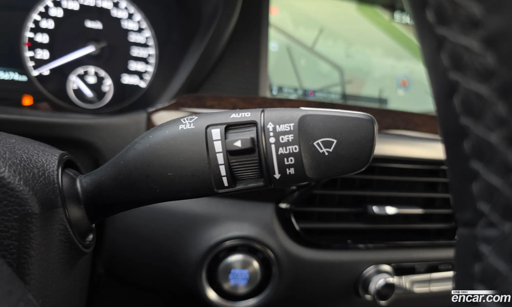 Genesis EQ900 2016 — 10