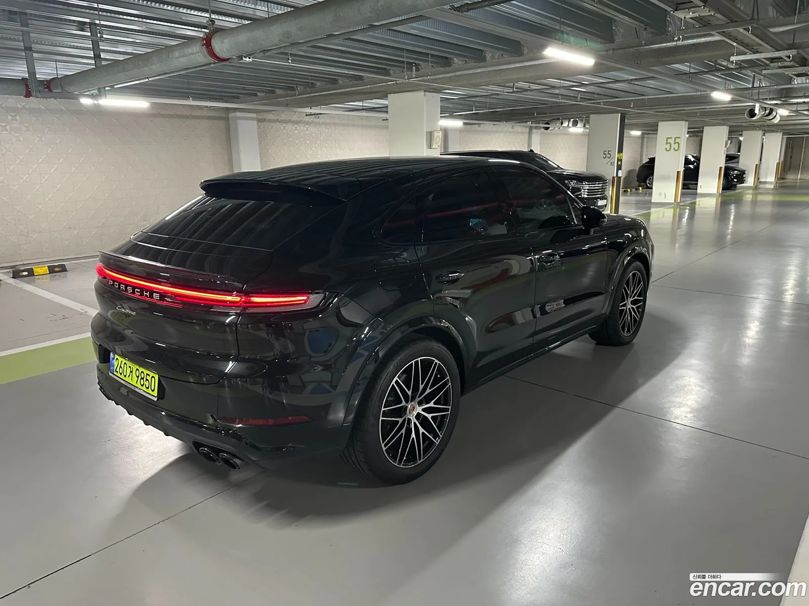 Porsche Cayenne 2025 — 17