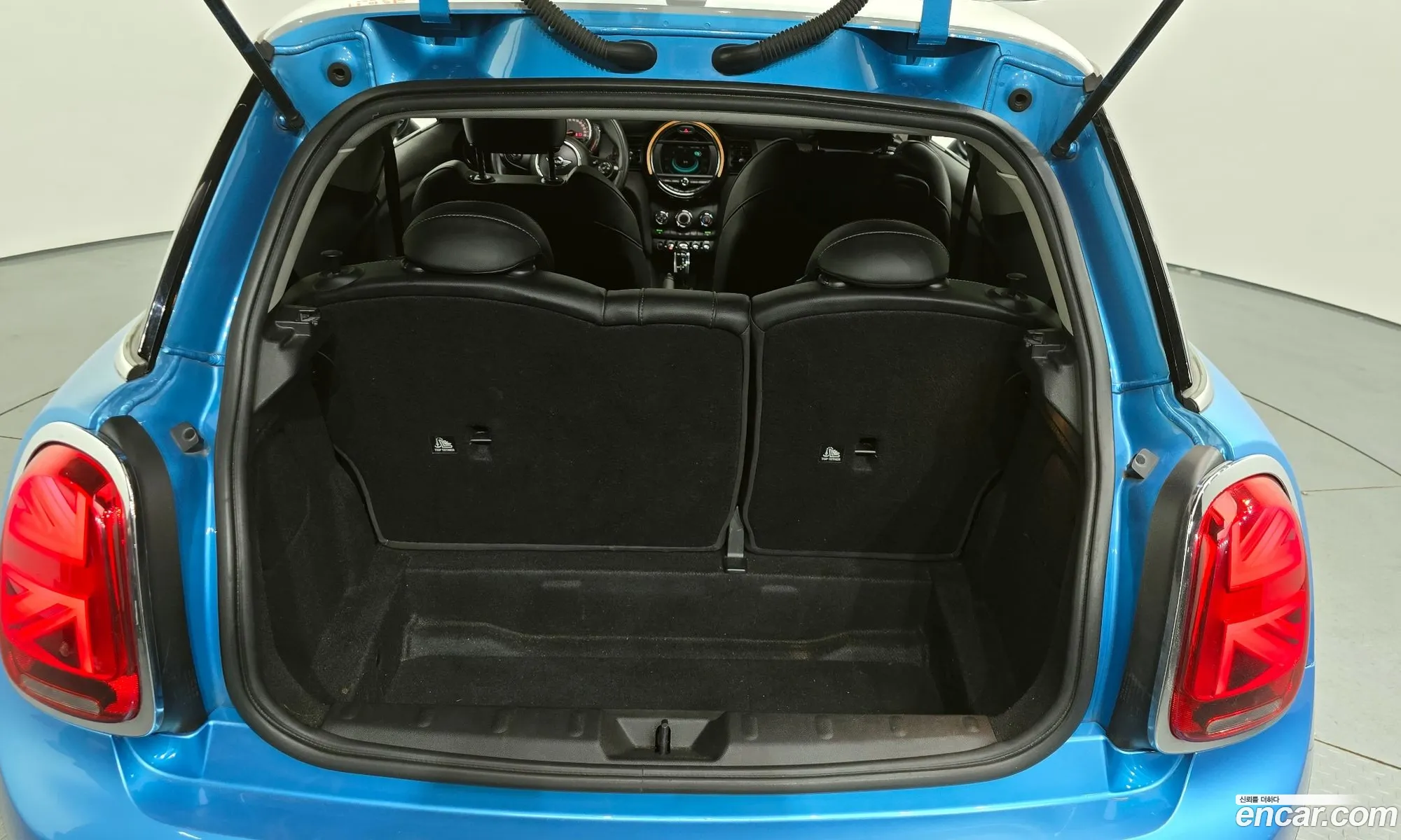 Mini Cooper D 2018 WMWXY3106JTE27013 — 20