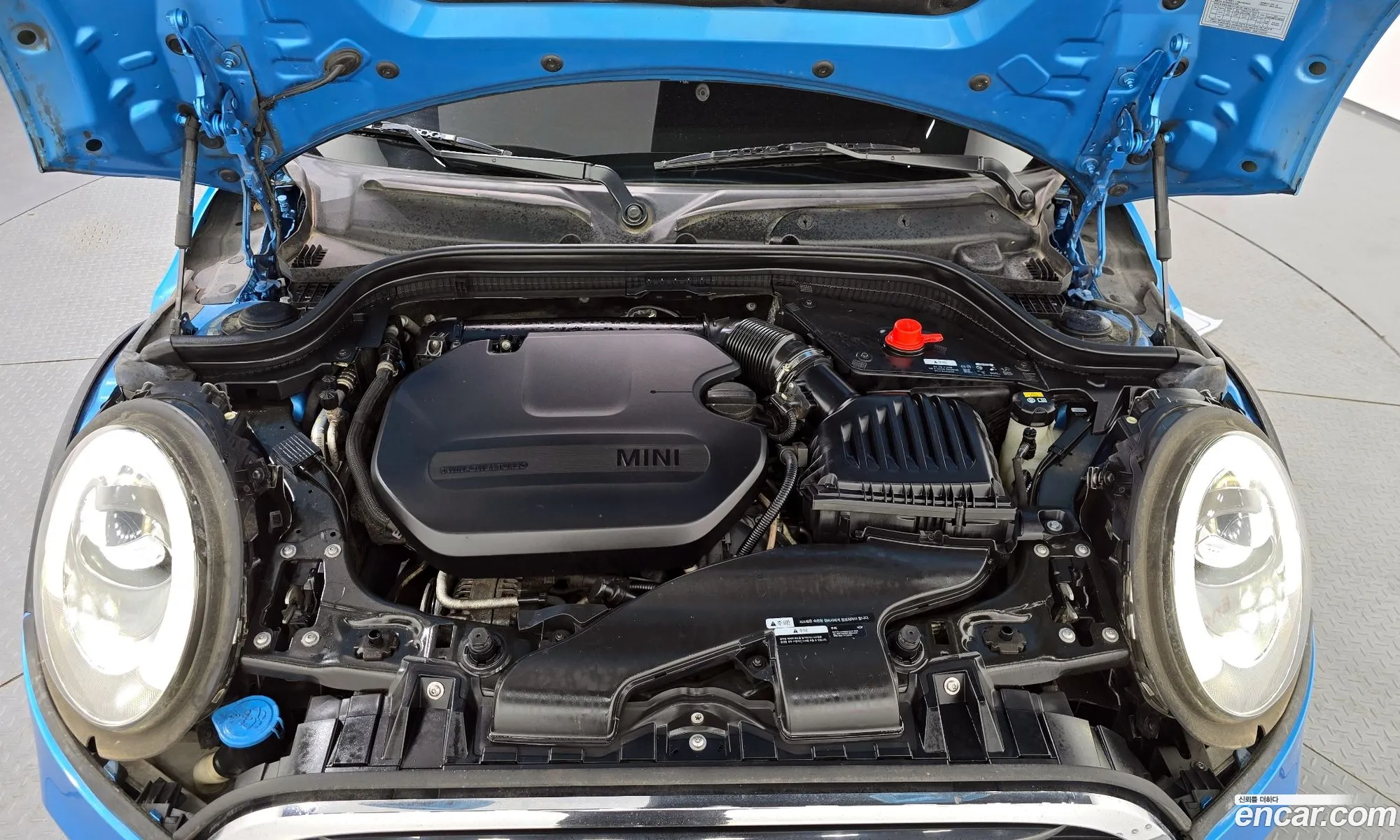 Mini Cooper D 2018 WMWXY3106JTE27013 — 8