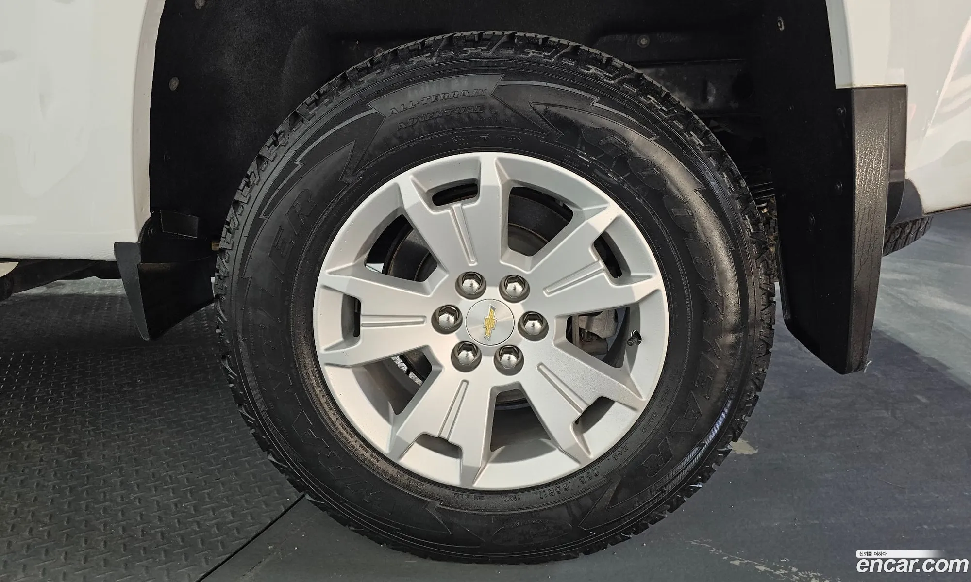 Chevrolet (GM Daewoo) Real New Colorado 2021 — 2