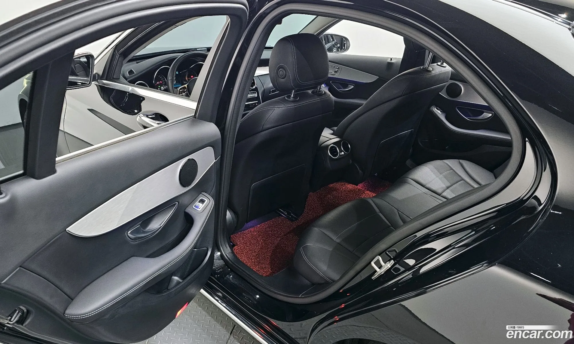 Mercedes-Benz C-Class W205 2020 — 6