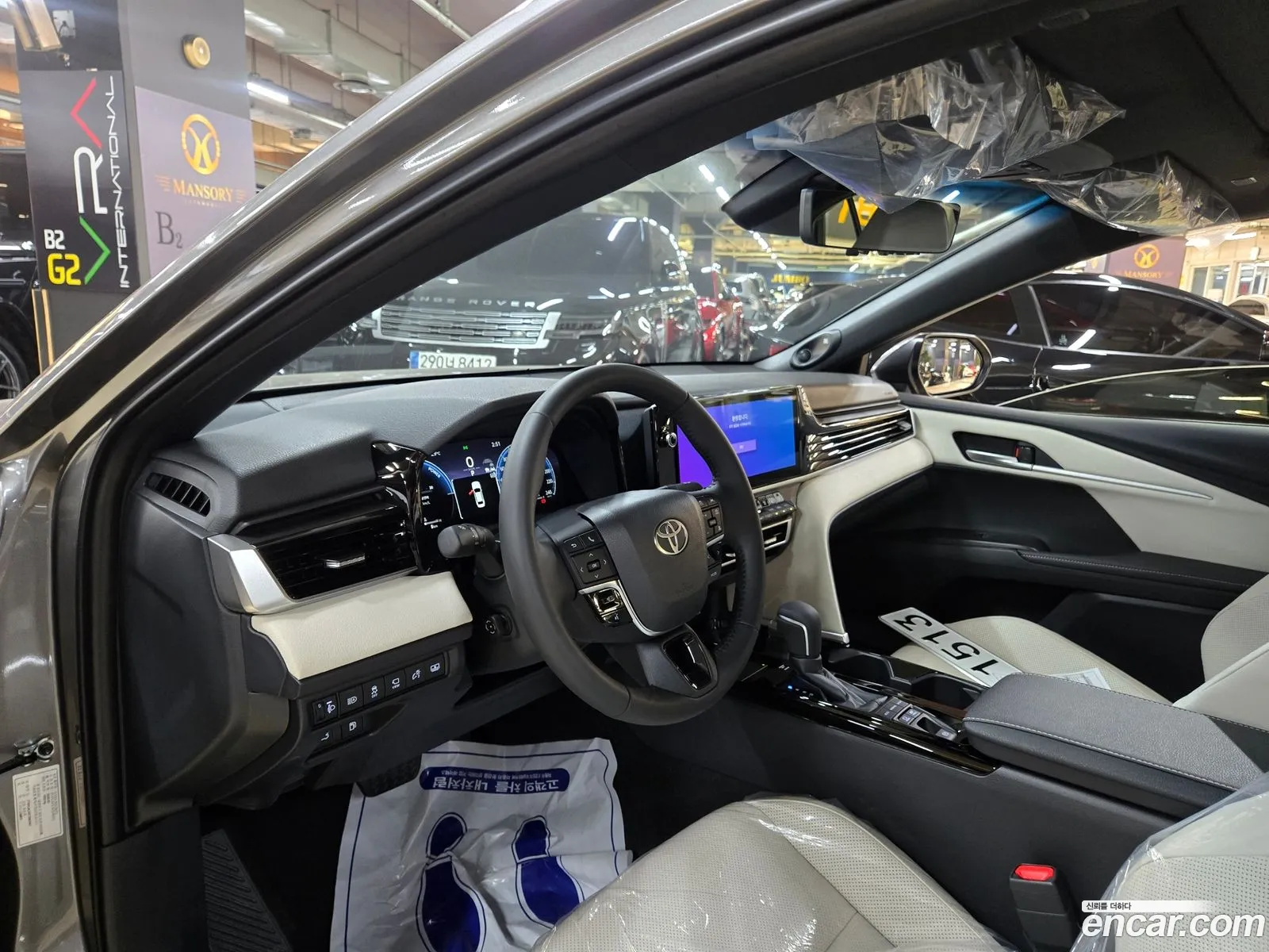 Toyota Camry 2026 — 7
