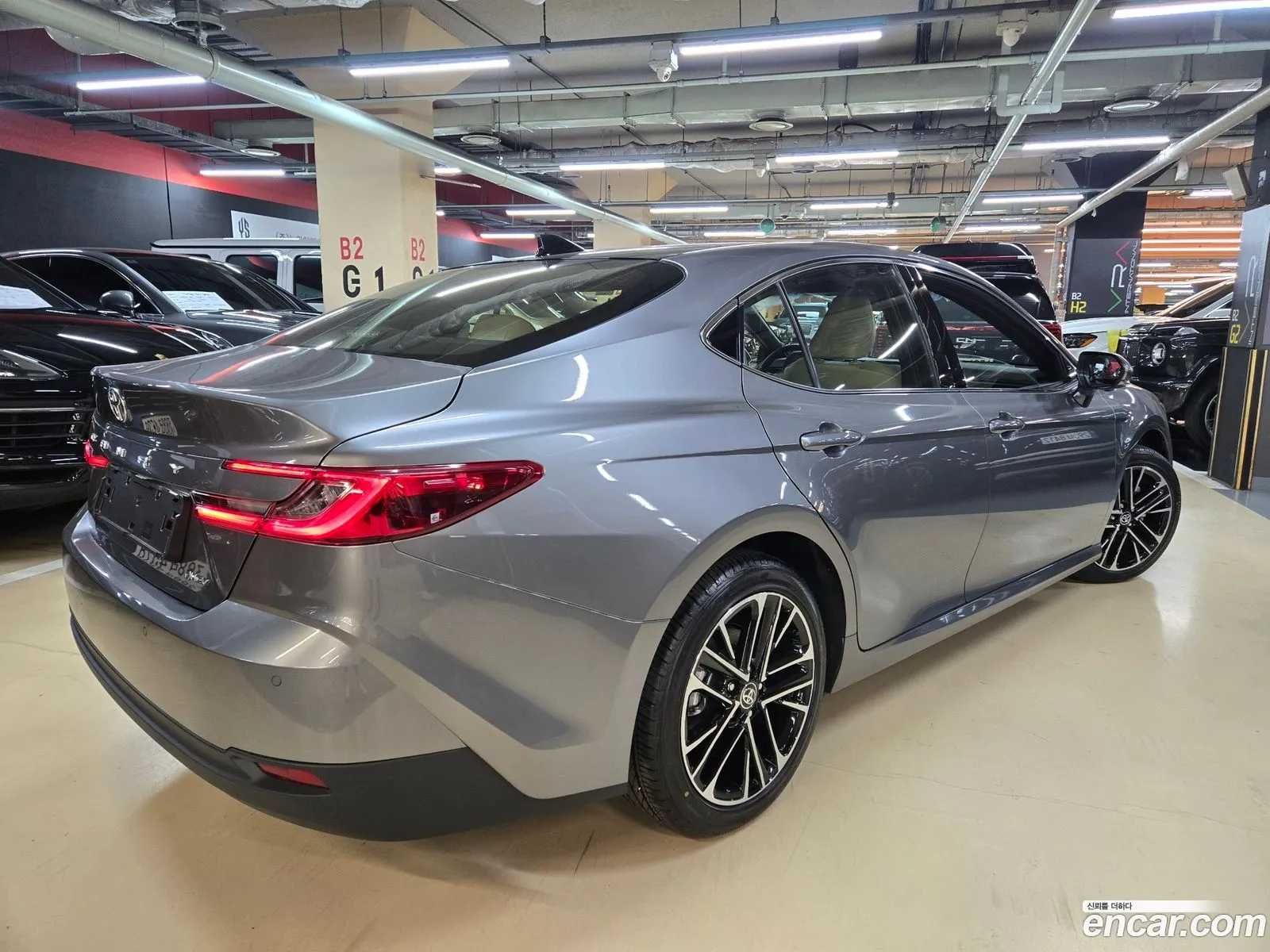 Toyota Camry 2026 — 10