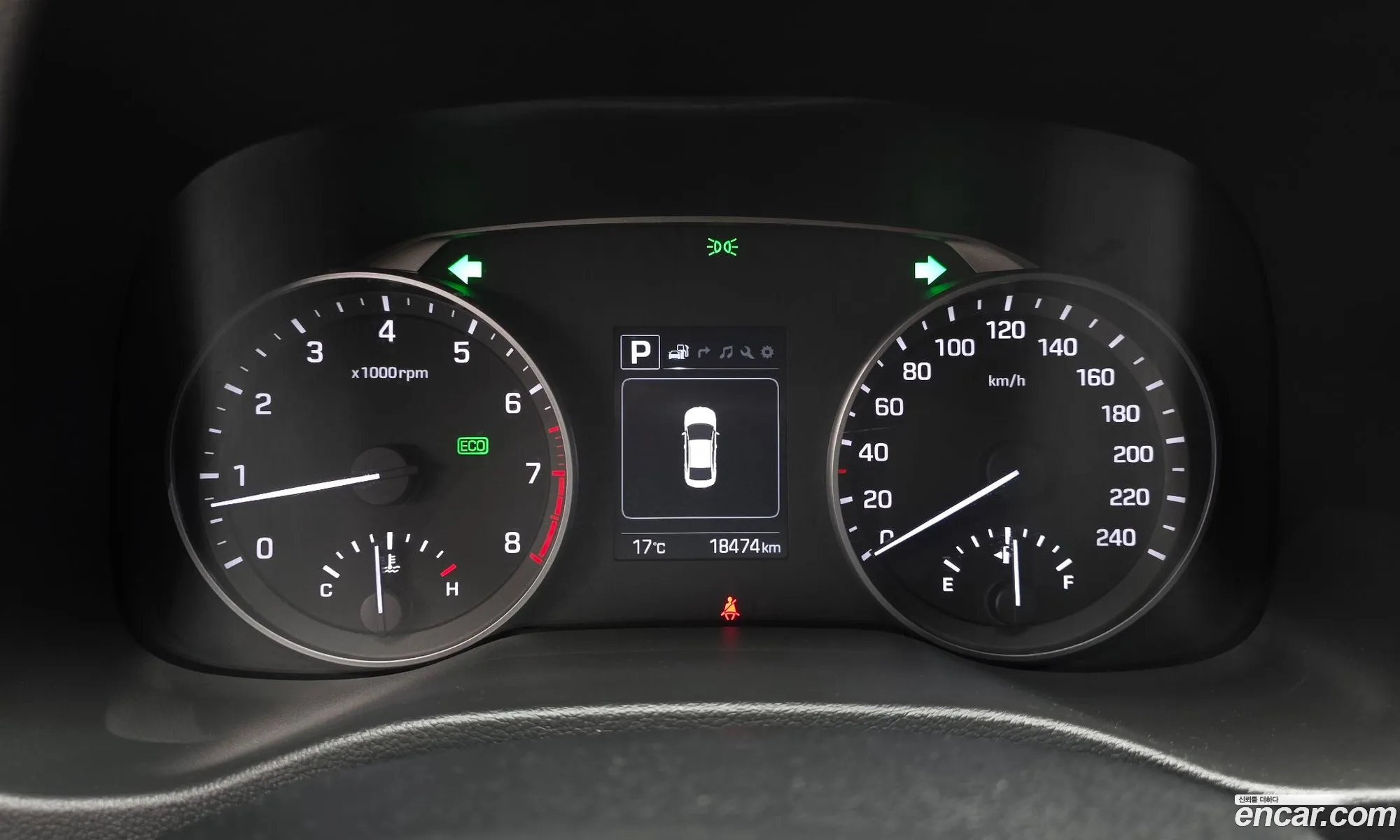 Hyundai Elantra AD 2017 — 30