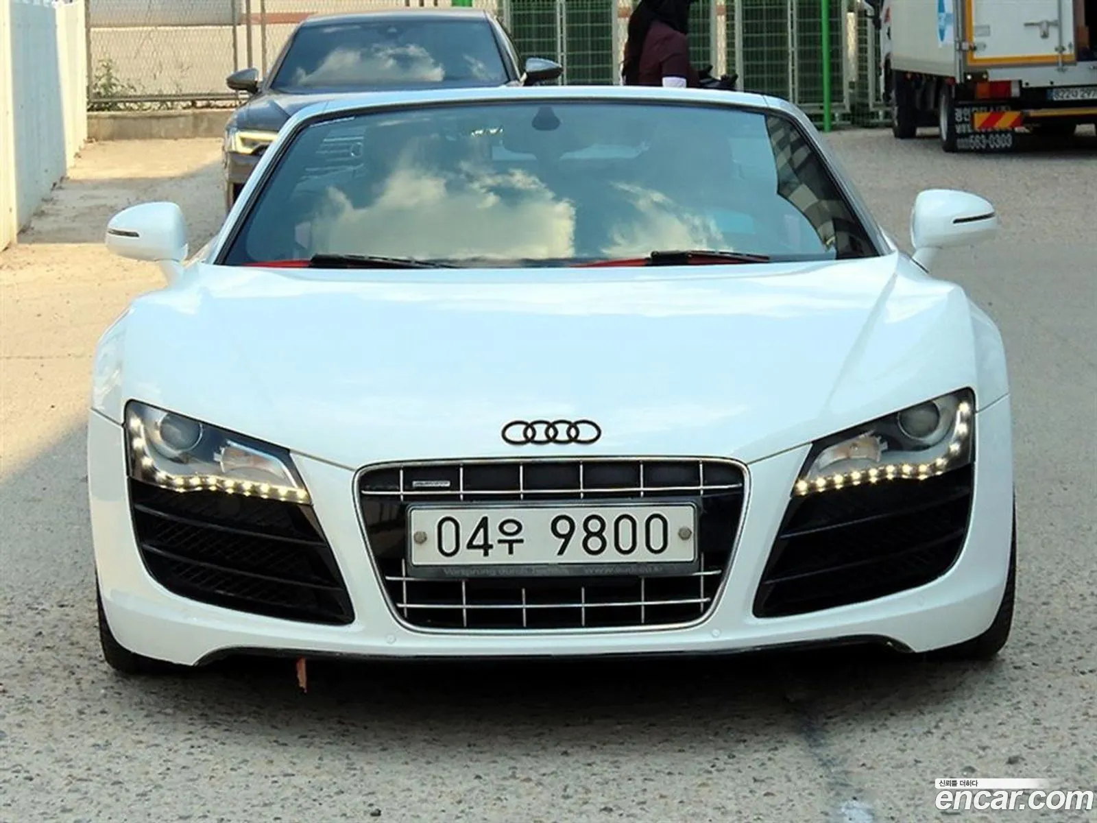 Audi R8 2011 — 12