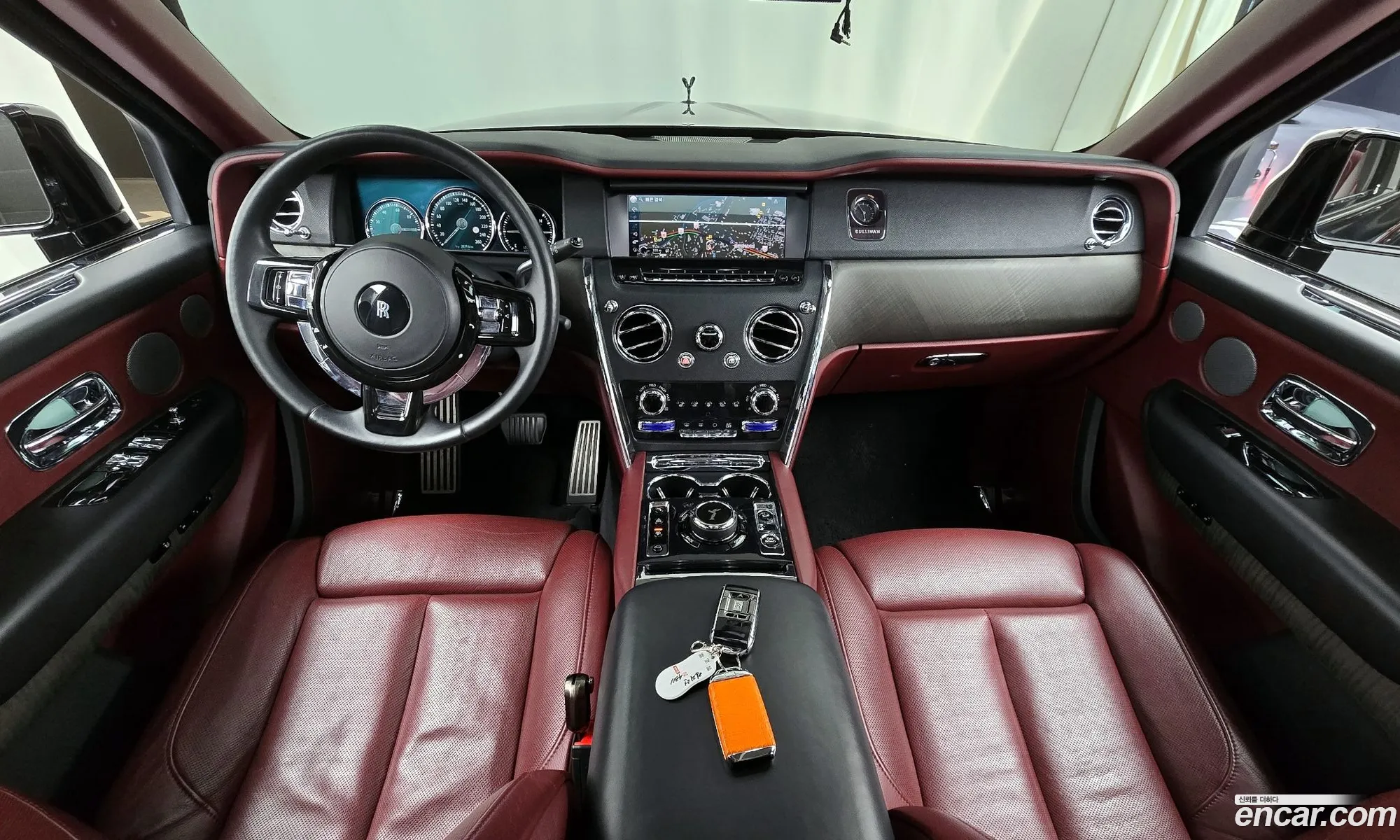 Rolls-Royce Cullinan 2019 SCA689X08KU110438 — 19