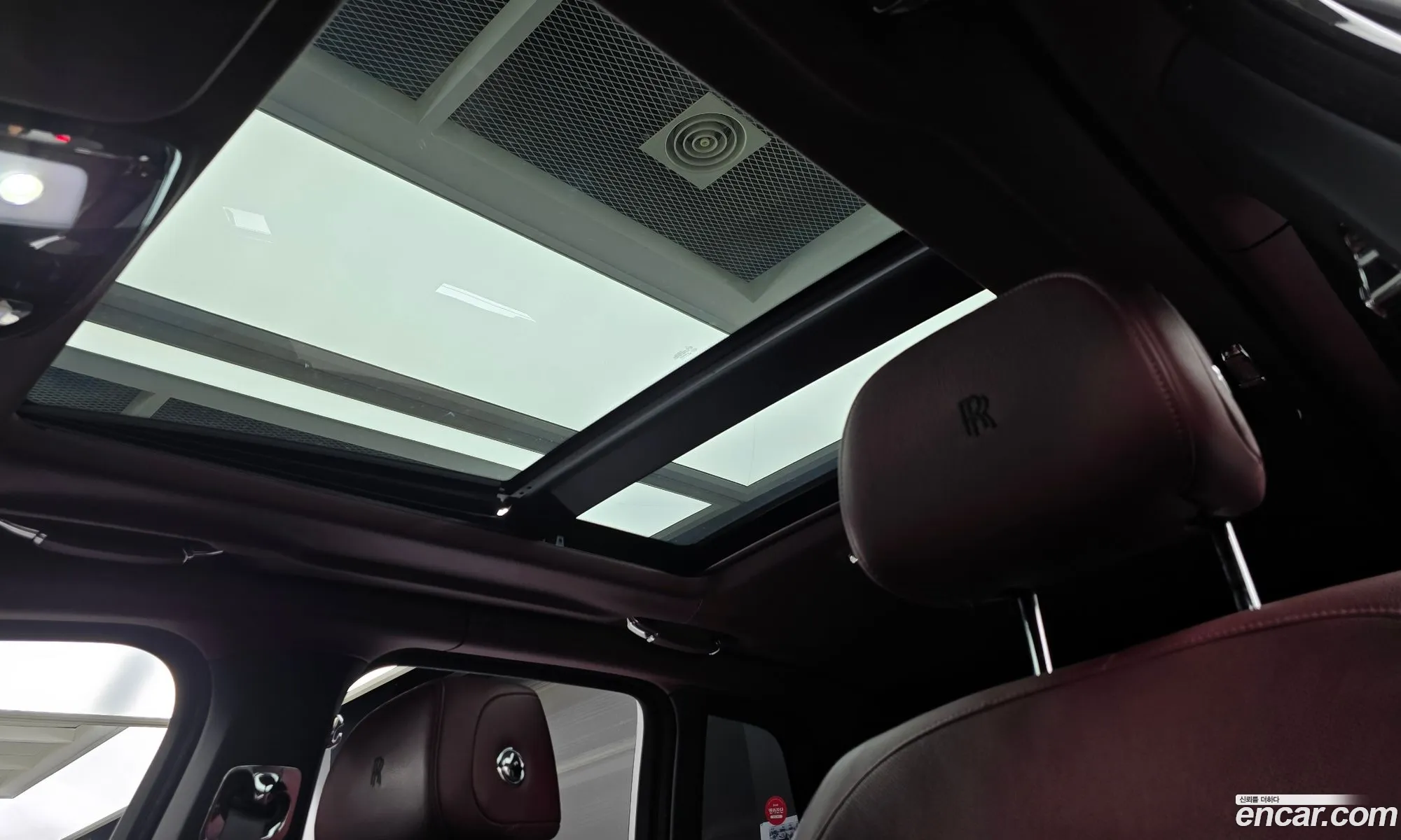 Rolls-Royce Cullinan 2019 SCA689X08KU110438 — 13