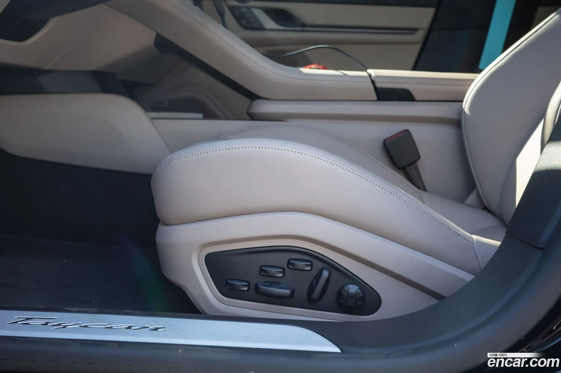 Porsche Taycan 2026 — 8