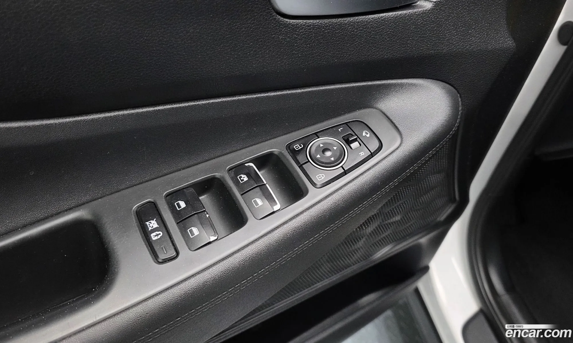 Hyundai Santa Fe TM 2018 — 28