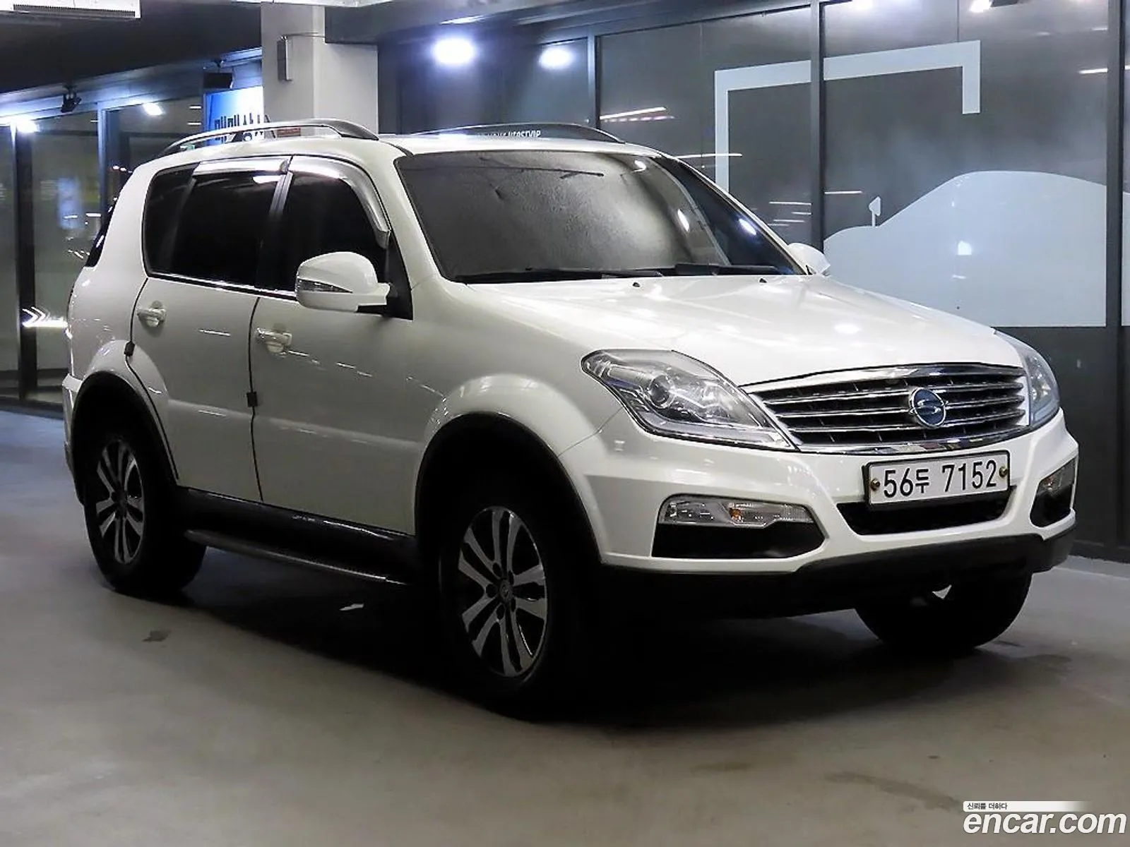 KG Mobility (SsangYong) Rexton W 2013 — 18