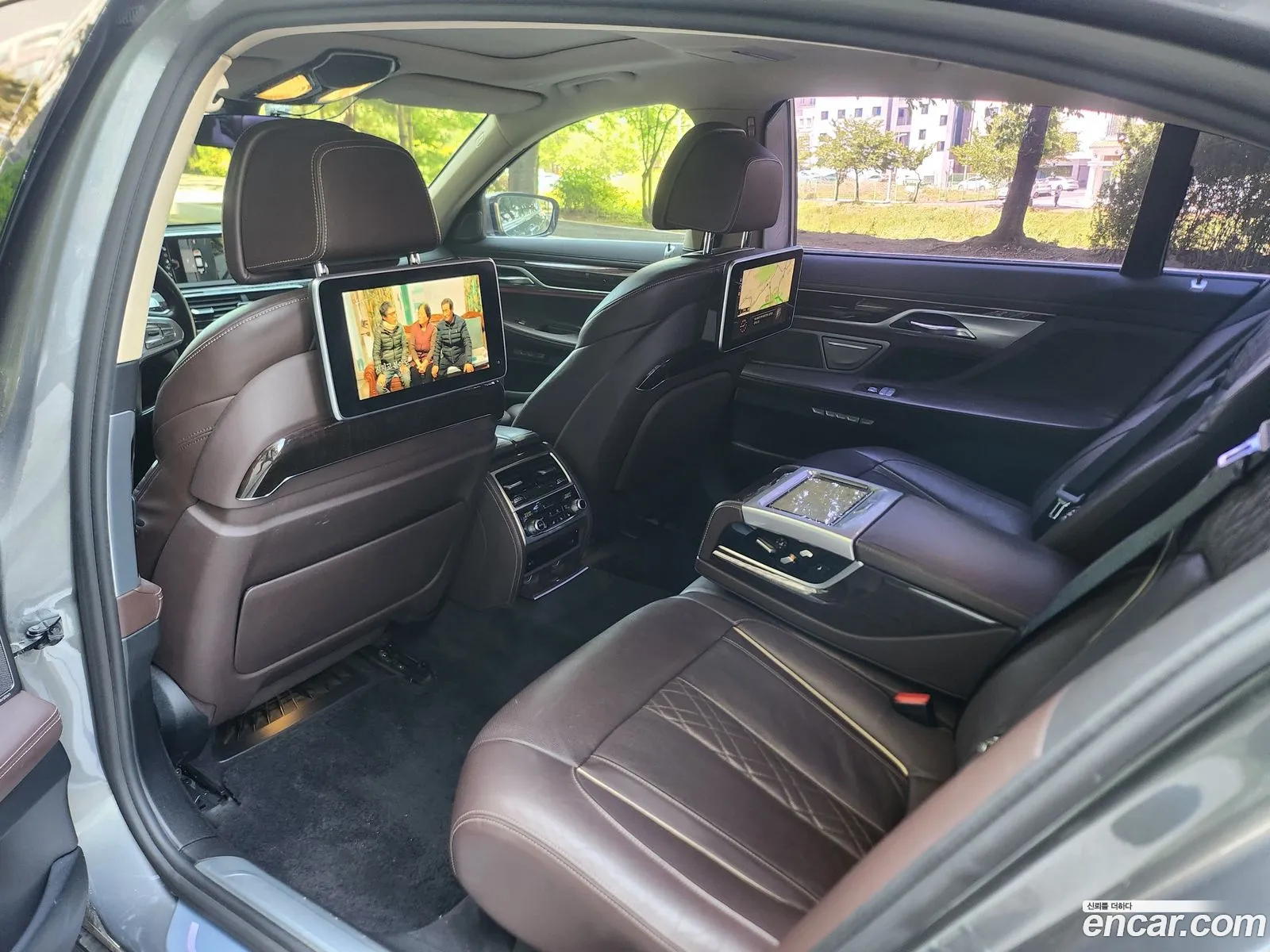 BMW 7 Series 2016 — 11