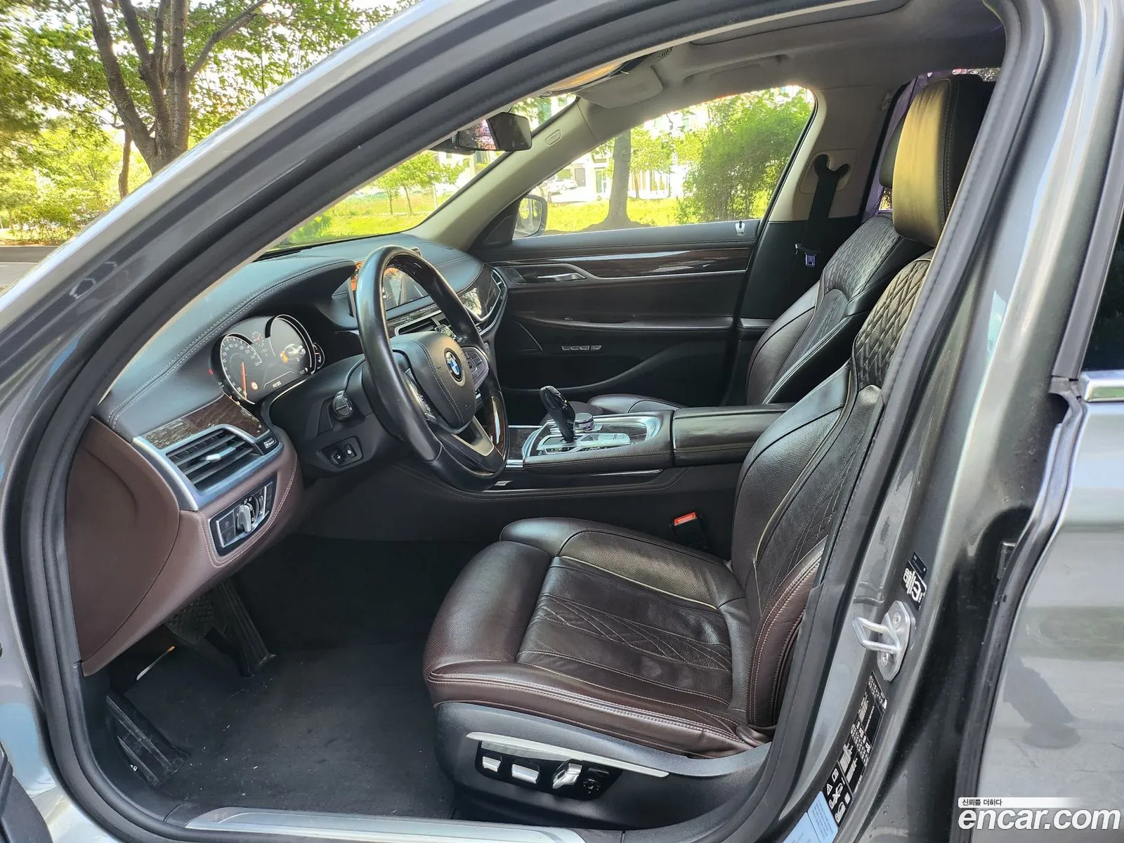 BMW 7 Series 2016 — 19