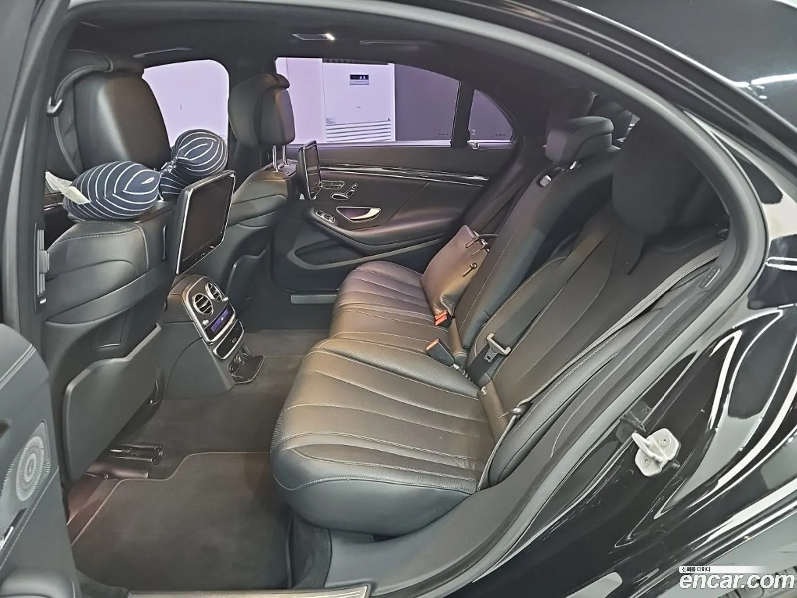 Mercedes-Benz S-Class W222 2014 — 17