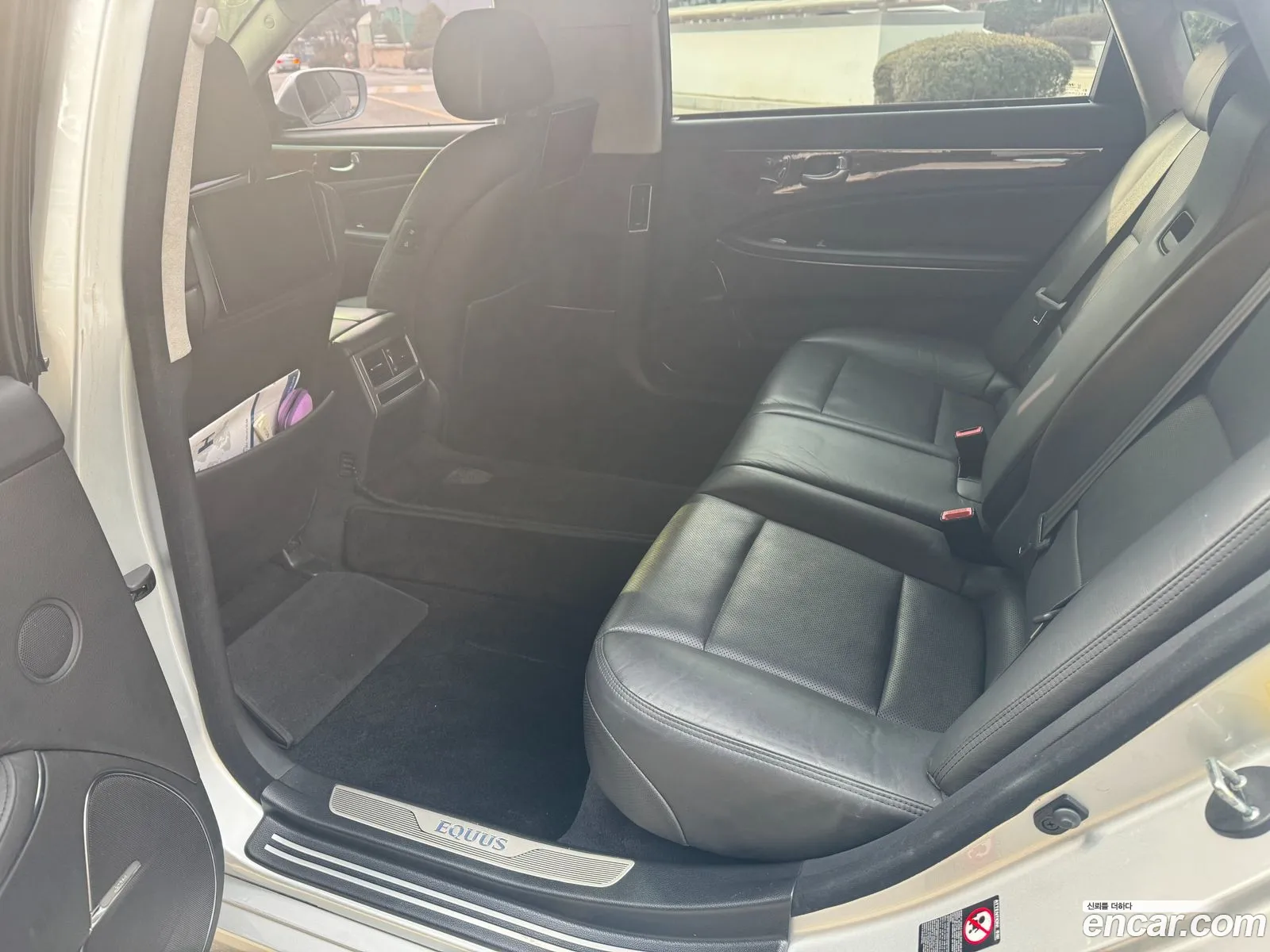 Hyundai Equus 2014 — 13