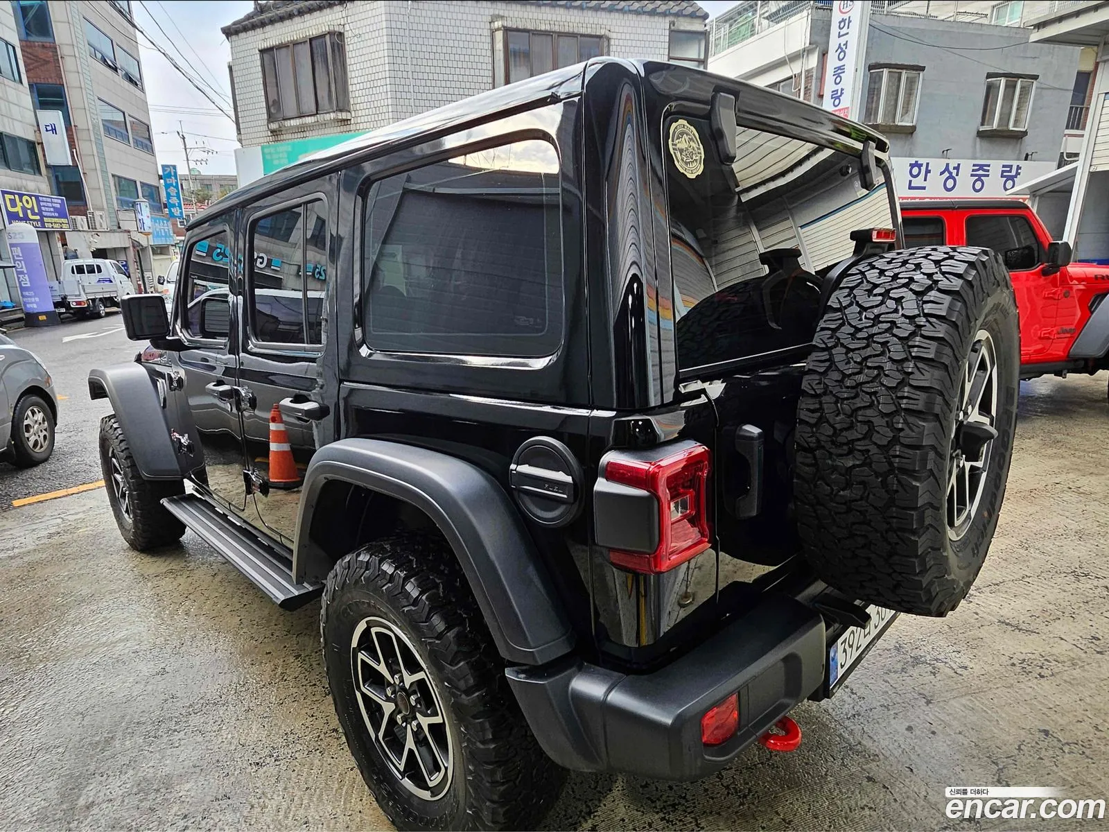 Jeep Wrangler 2025 — 2
