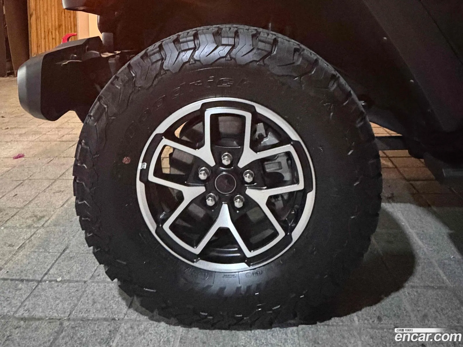 Jeep Wrangler 2025 — 10