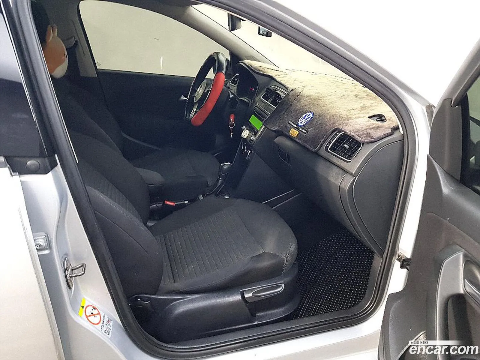 Volkswagen Polo 2013 — 15