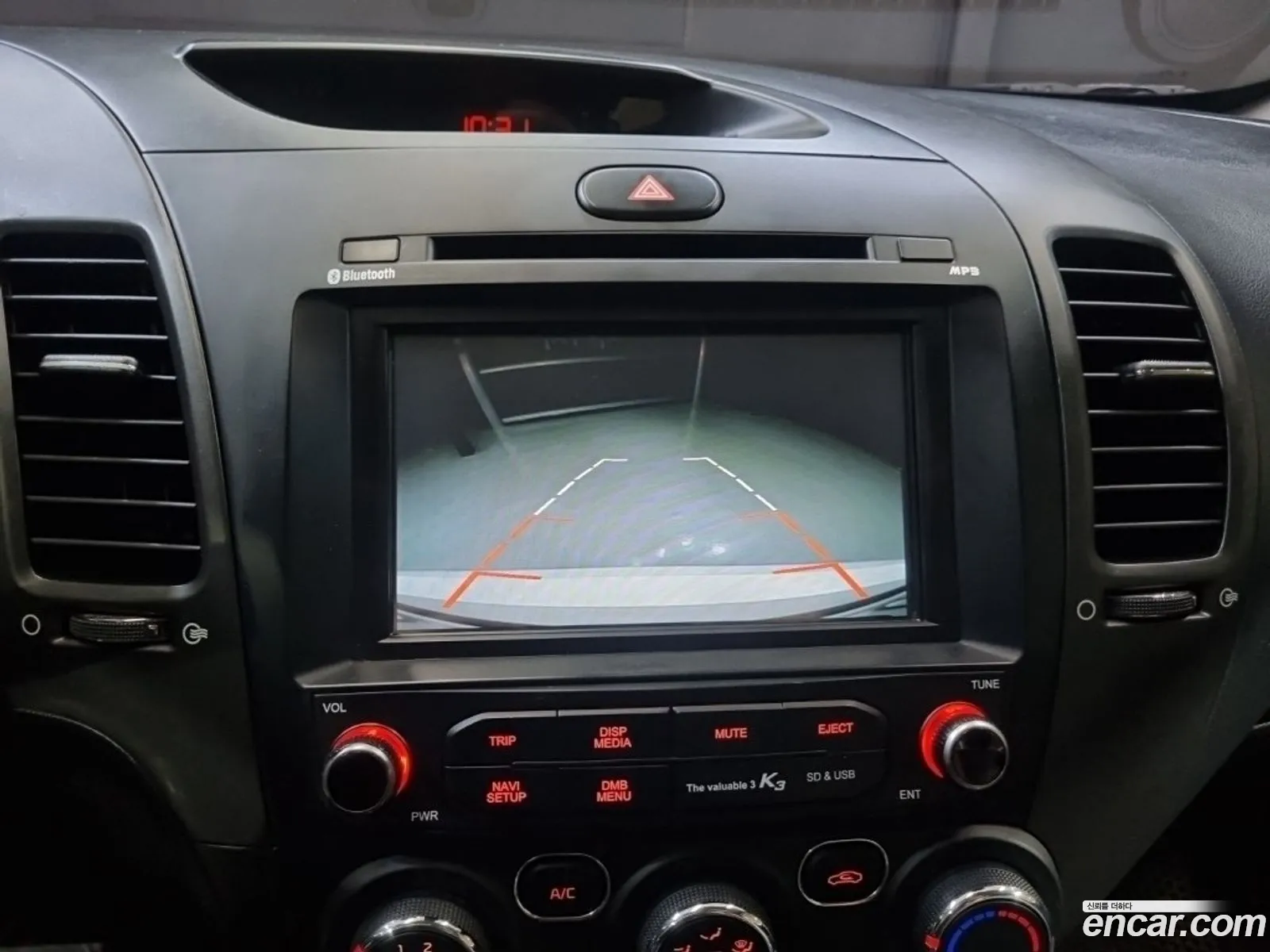 Kia K3 2017 — 3