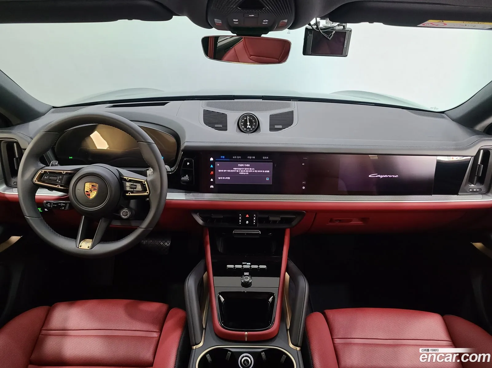 Porsche Cayenne 2025 — 11