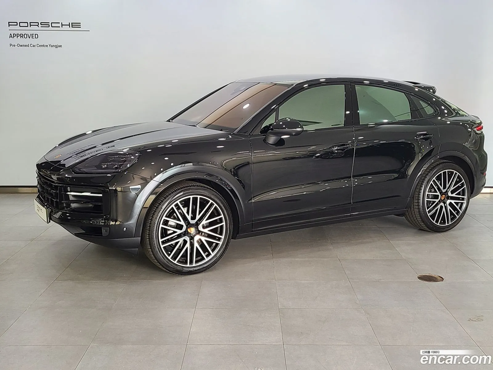 Porsche Cayenne 2025 — 16