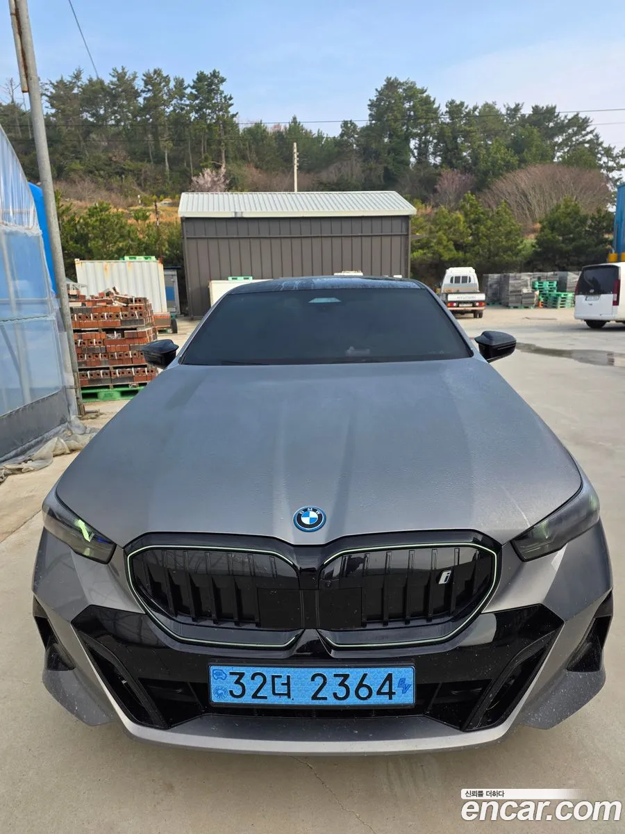 BMW i5 2025 — 8