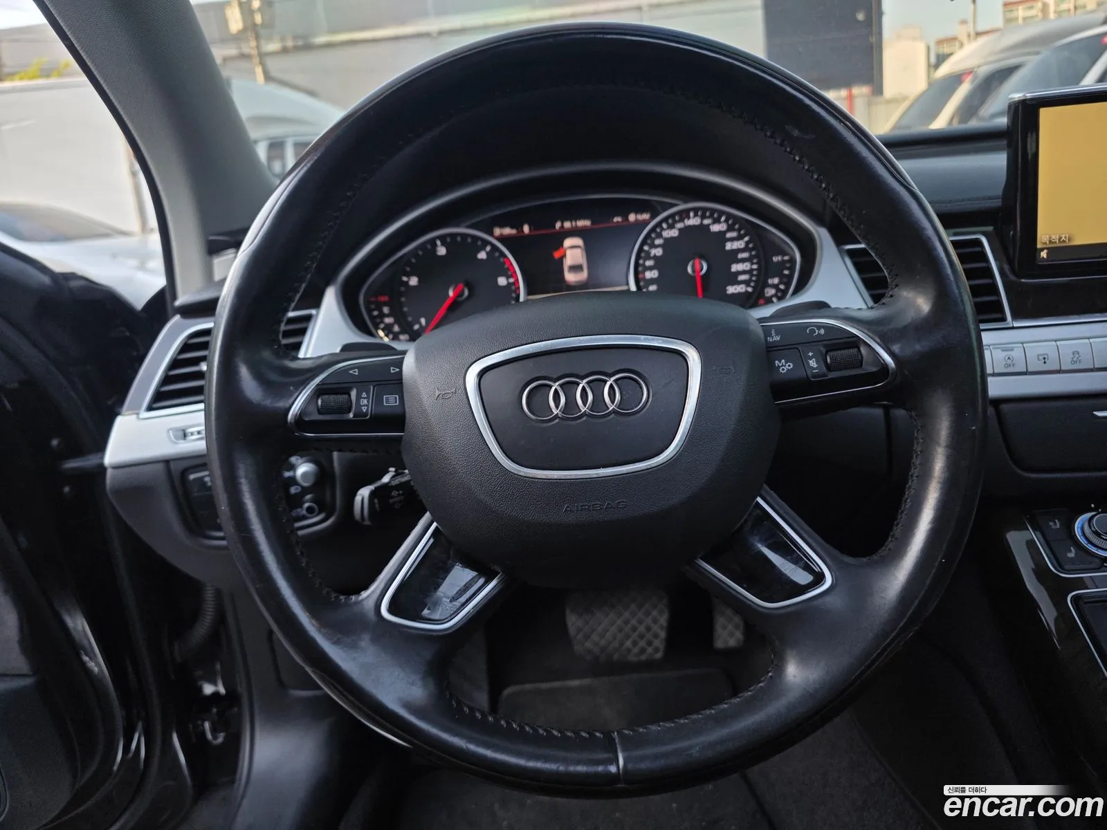Audi A8 2015 — 7