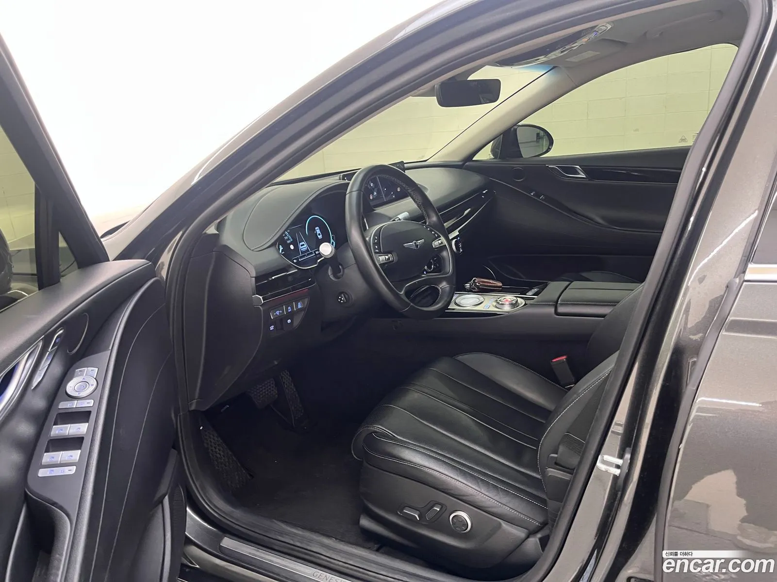 Genesis G80 2022 — 13