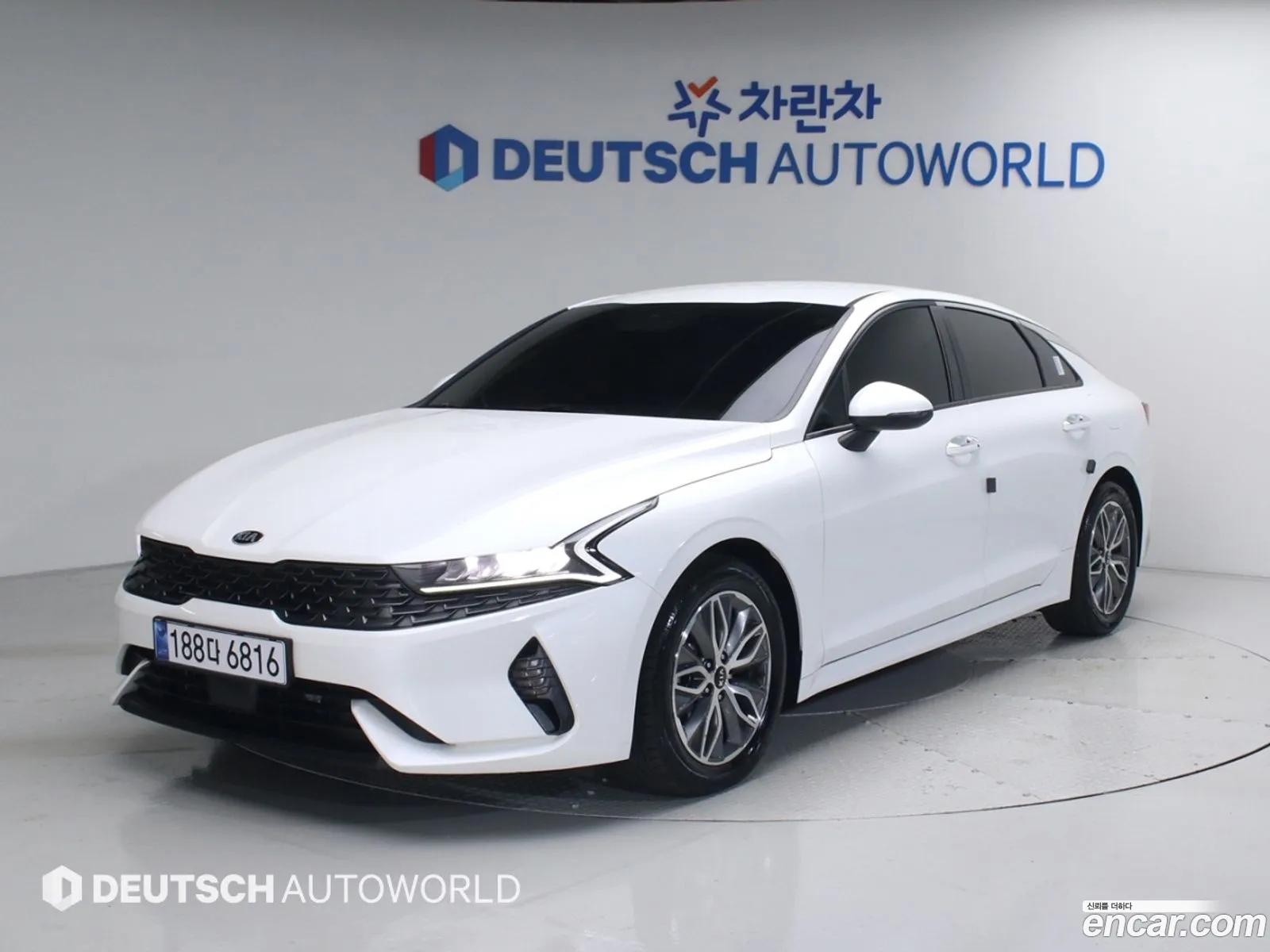 Kia K5 Hybrid 2021 — 16