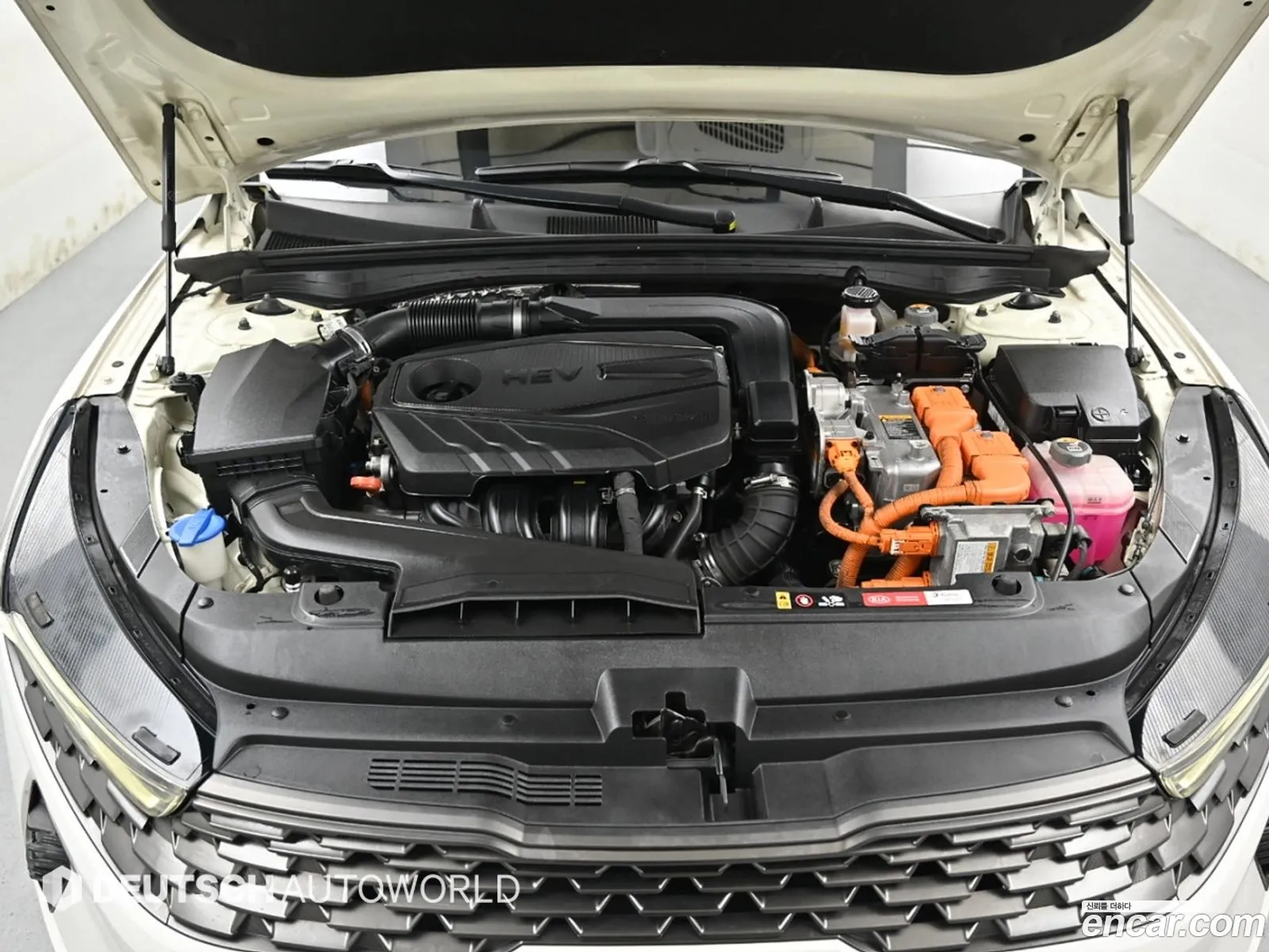 Kia K5 Hybrid 2021 — 14