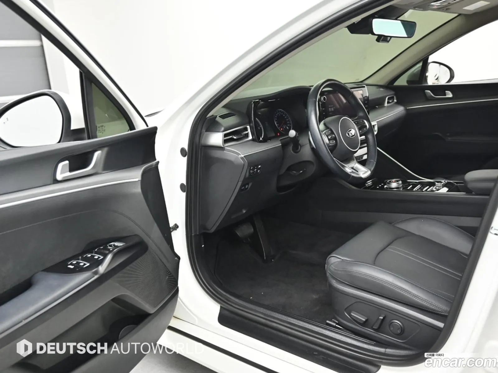 Kia K5 Hybrid 2021 — 2