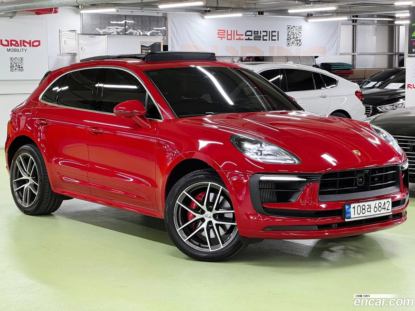 Porsche Macan 2023 — 10