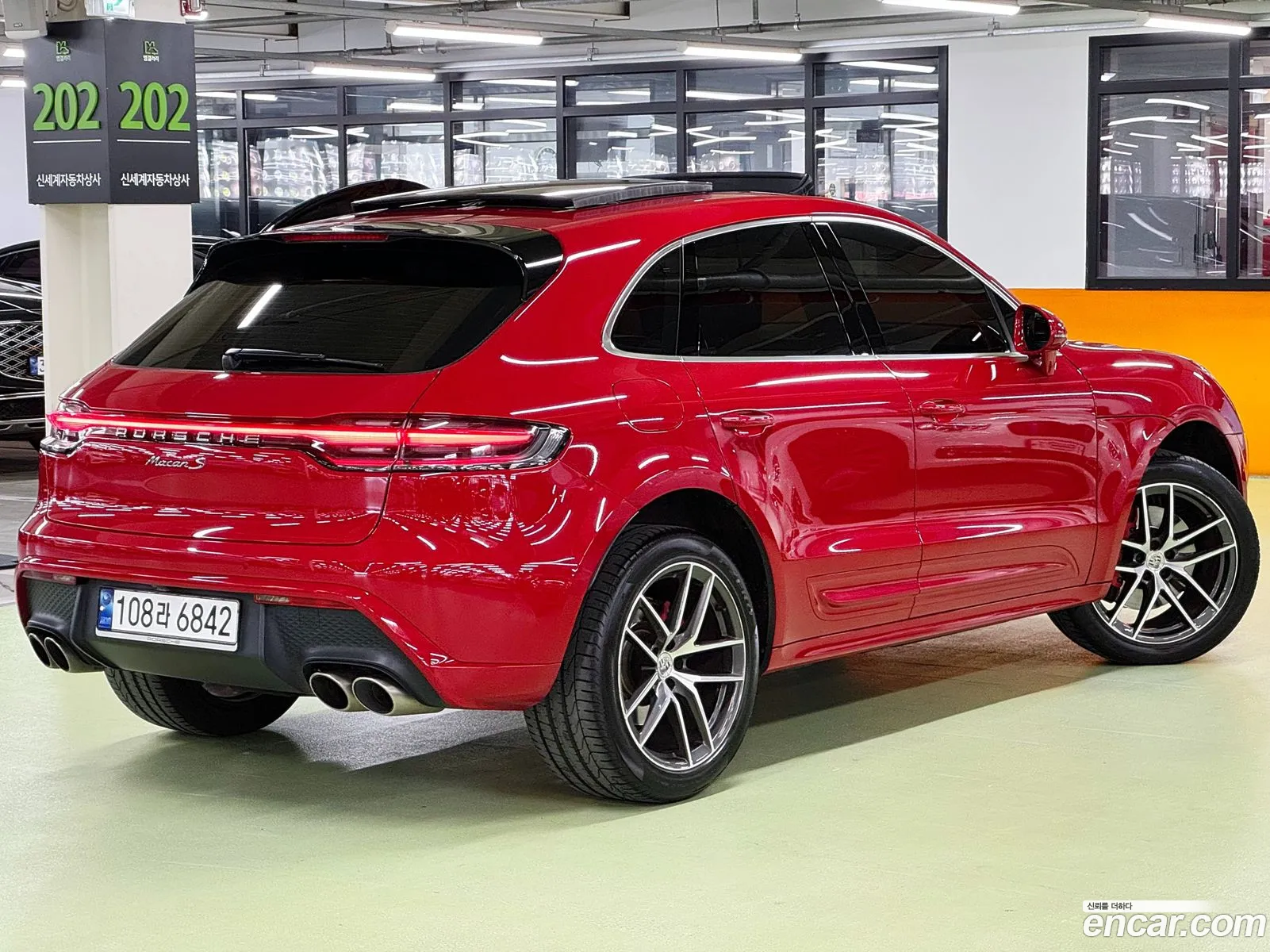 Porsche Macan 2023 — 12