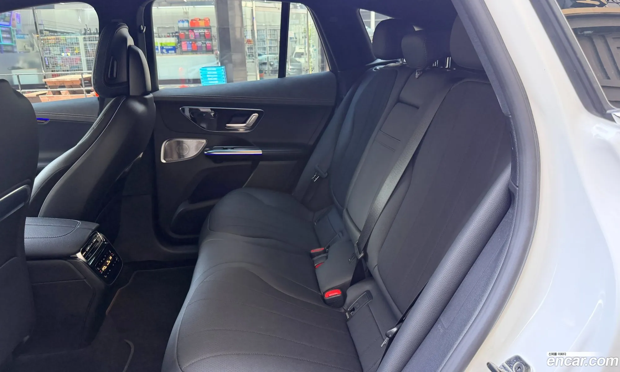 Mercedes-Benz EQE SUV X294 2024 — 15