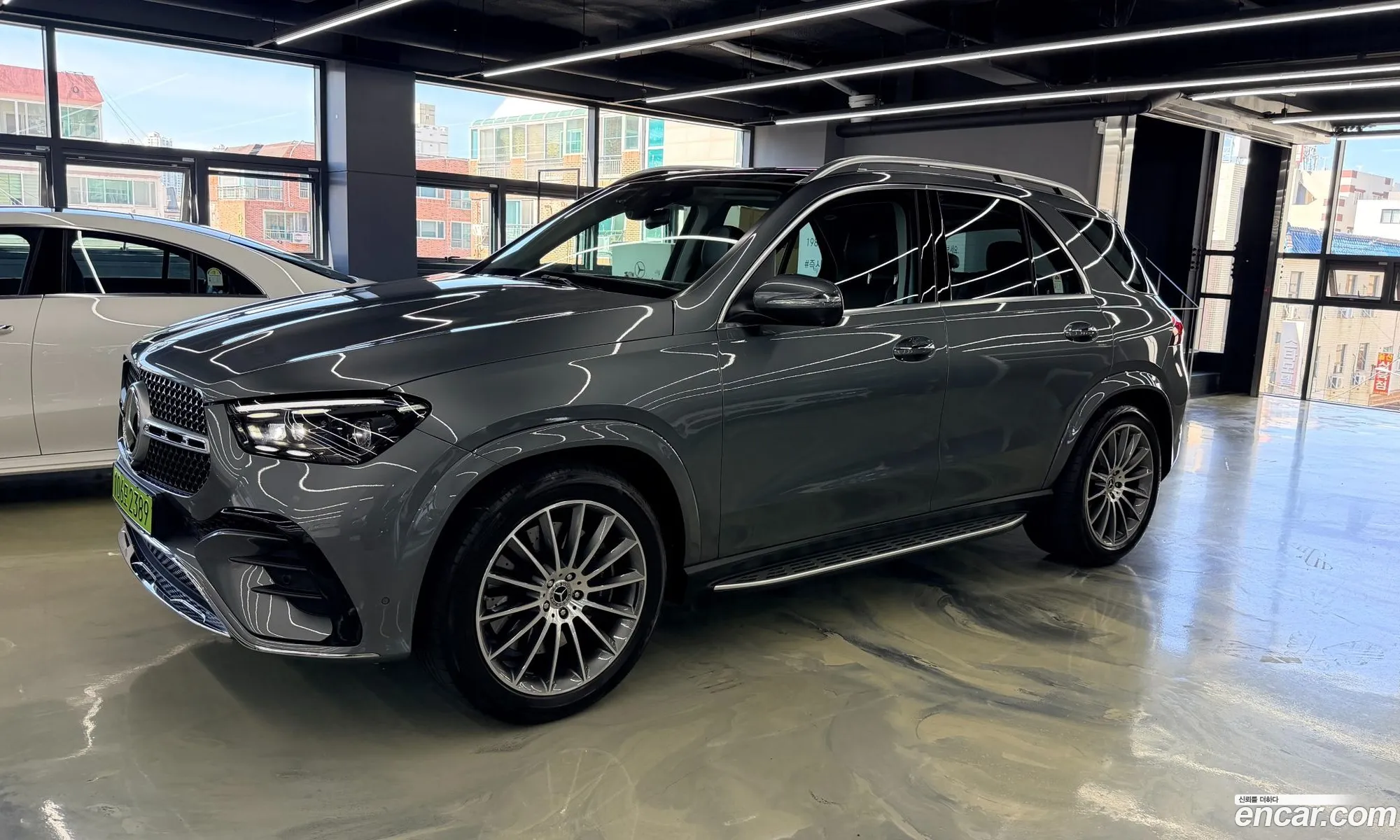 Mercedes-Benz GLE-Class W167 2025 — 12