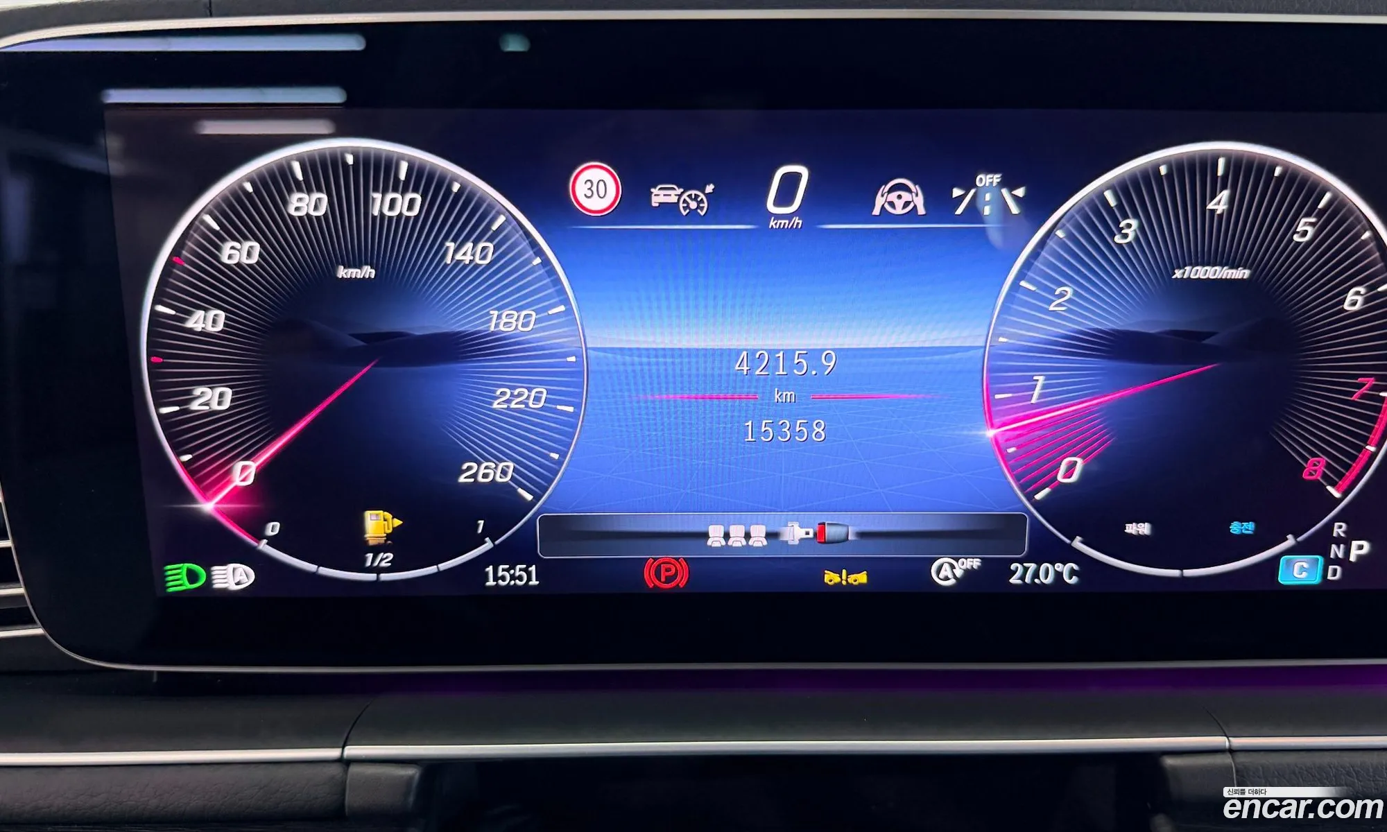 Mercedes-Benz GLE-Class W167 2025 — 10
