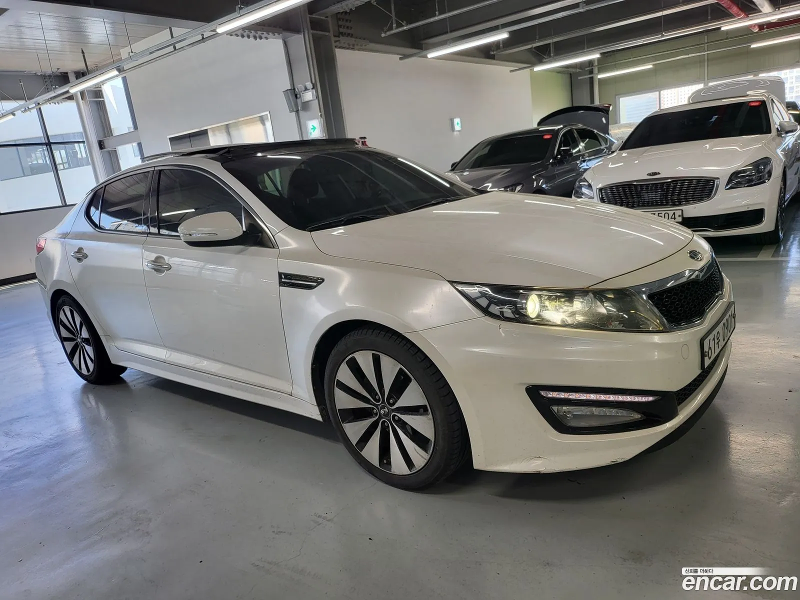 Kia K5 2010 — 16