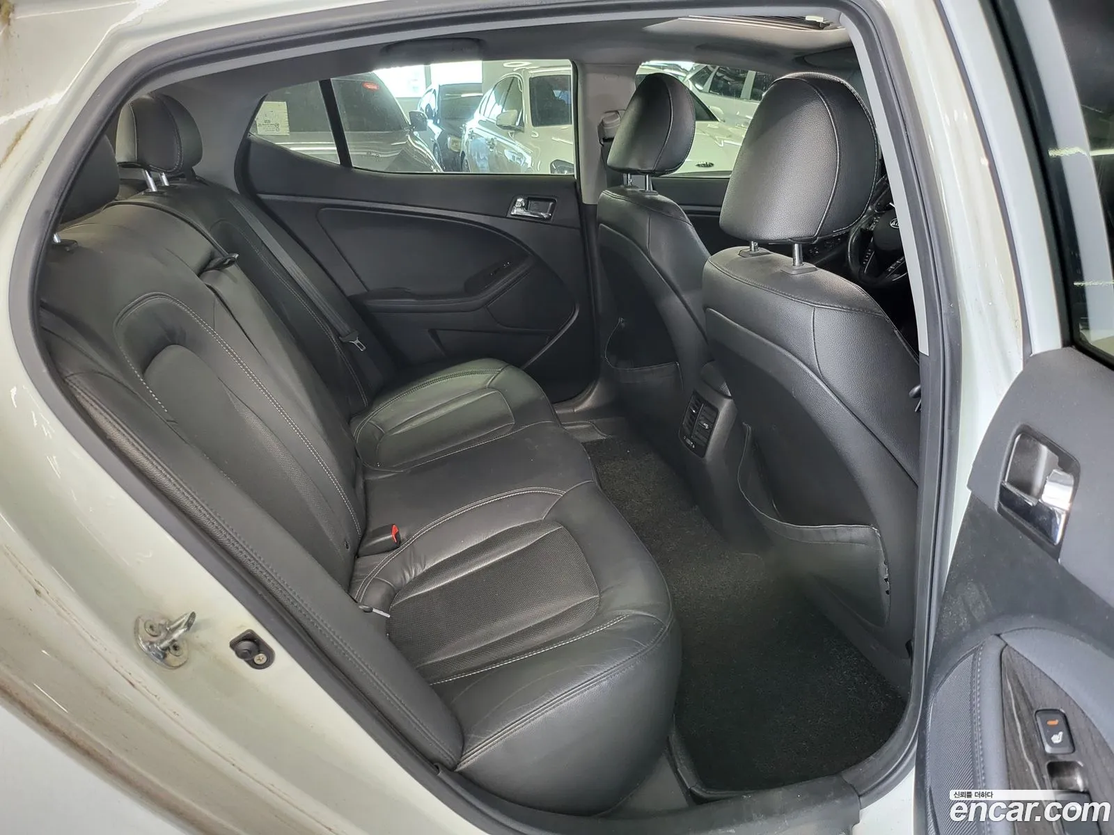 Kia K5 2010 — 3