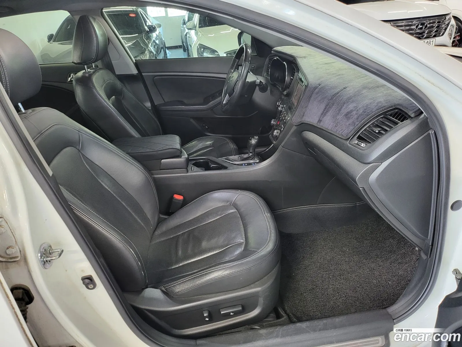 Kia K5 2010 — 4