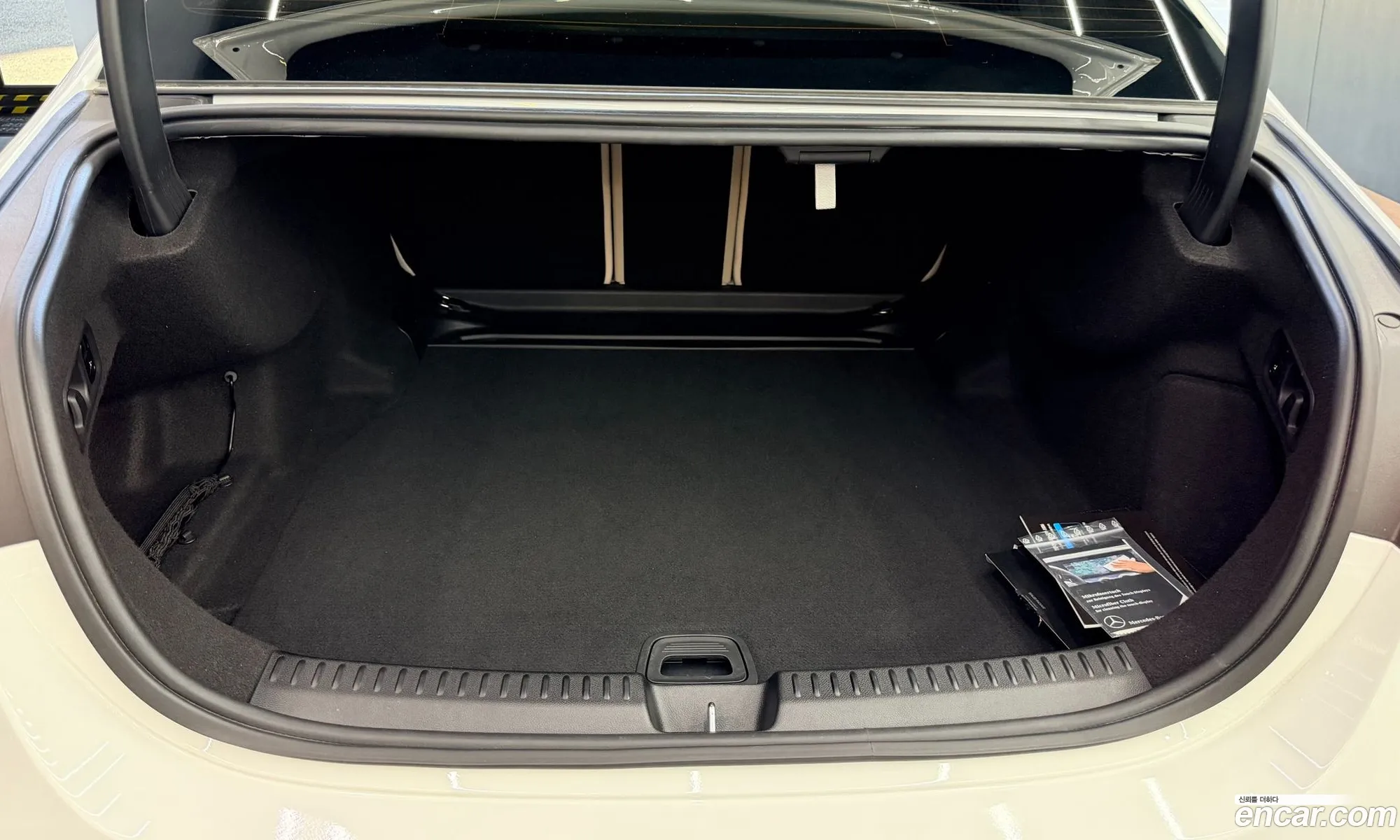 Mercedes-Benz E-Class W214 2024 — 14