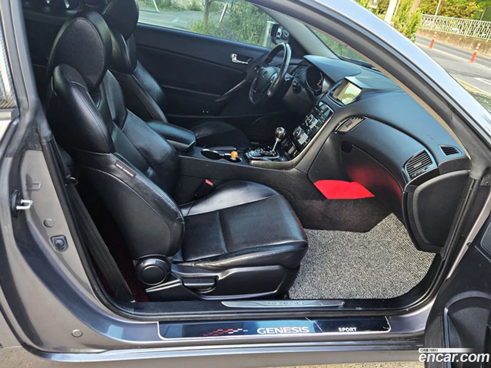Hyundai Genesis Coupe 2008 — 19