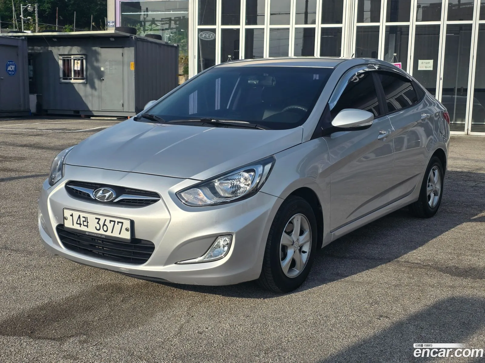 Hyundai Accent 2011 — 4