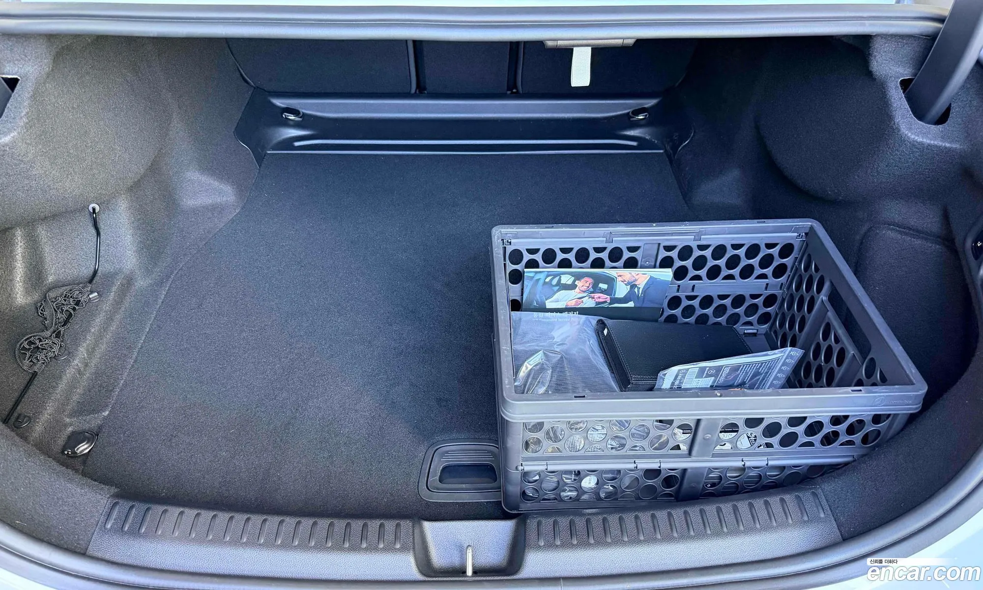 Mercedes-Benz E-Class W214 2025 — 10