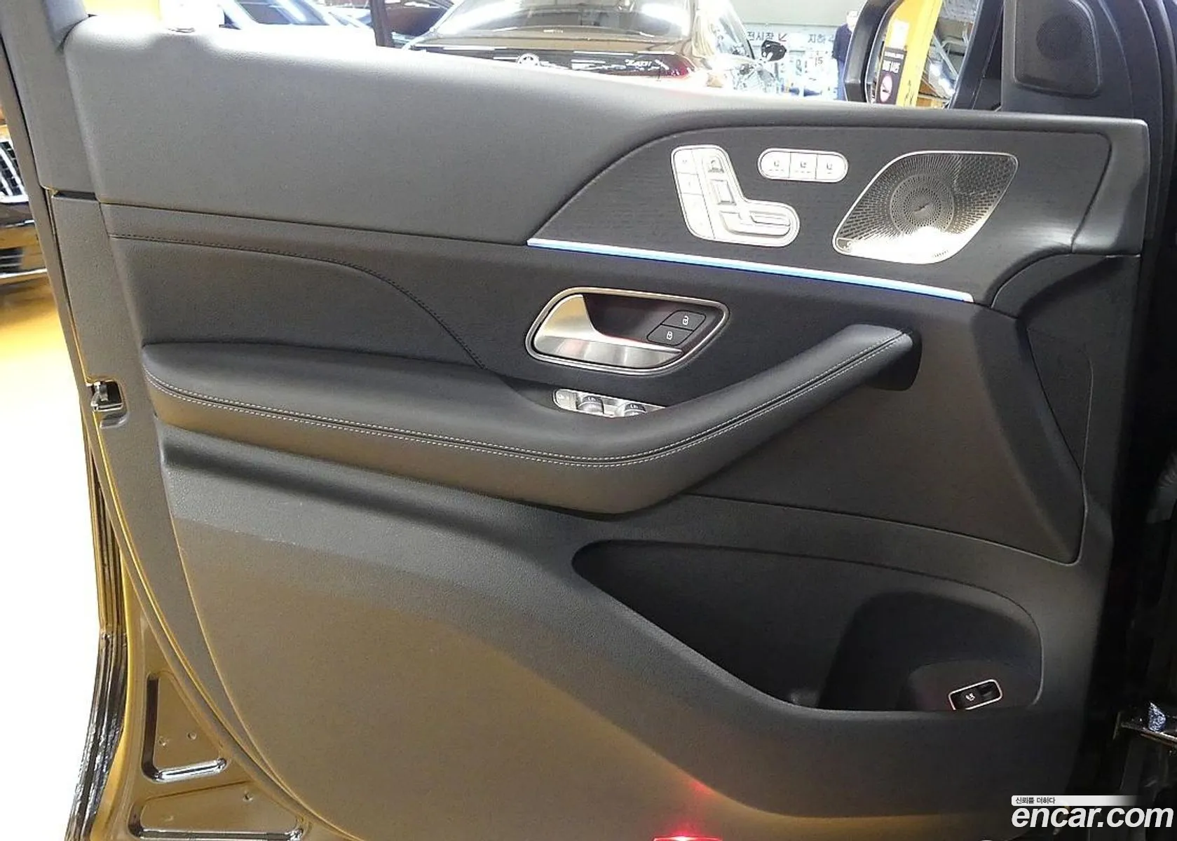 Mercedes-Benz GLE-Class W167 2024 — 16