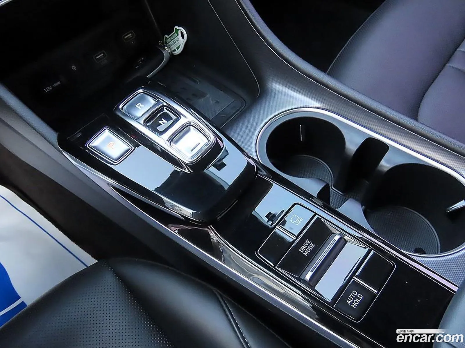 Hyundai Sonata 2019 — 19