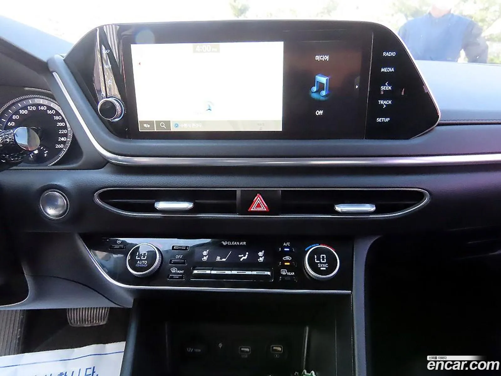 Hyundai Sonata 2019 — 16