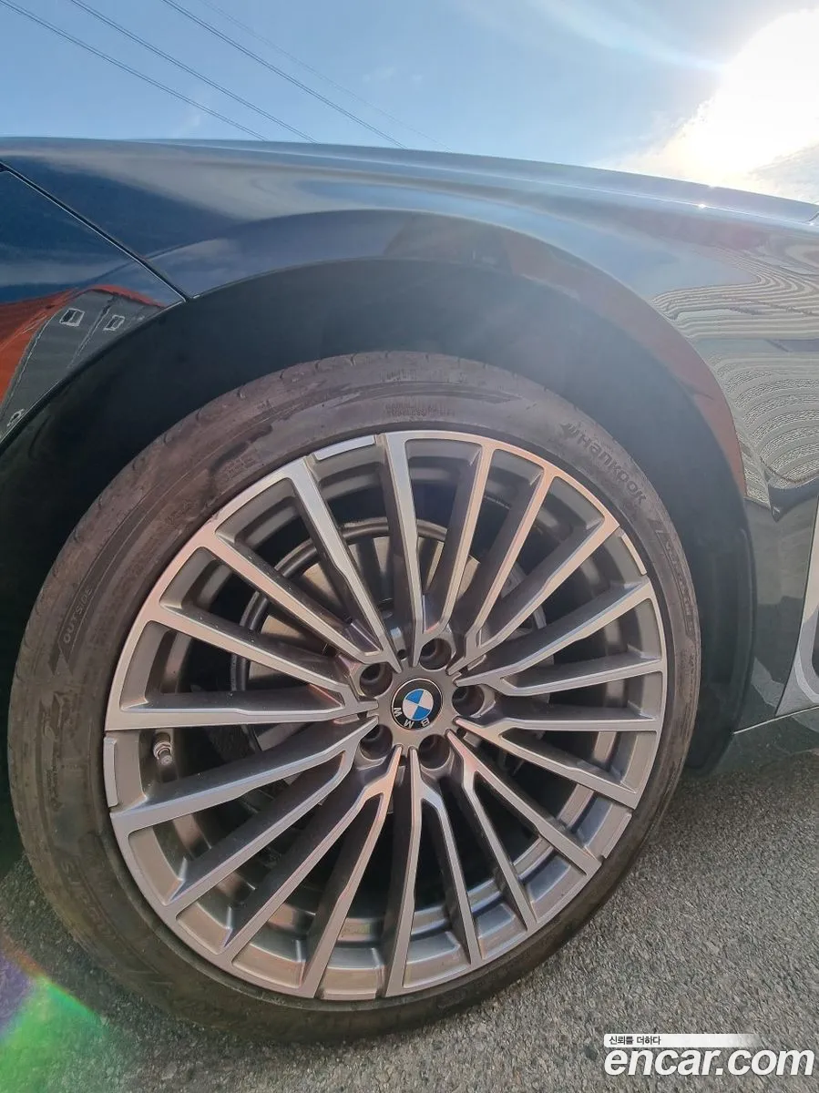 BMW 7 Series 2021 — 12